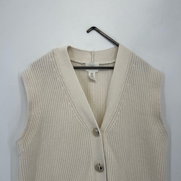 H&M Rib Knit Big Metal Button Sweater Vest In Cream - Picture 1 of 10